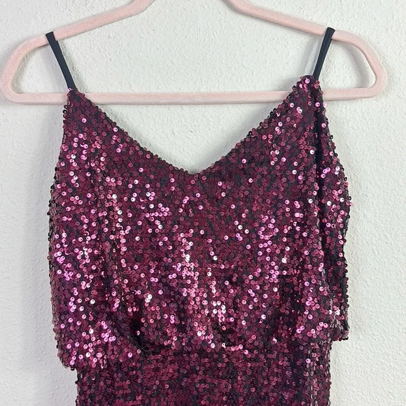 Betsy & Adam Sequin Sleeveless V-neck Maxi Evening Dress Gown in burgundy size 4 - Picture 6 of 16